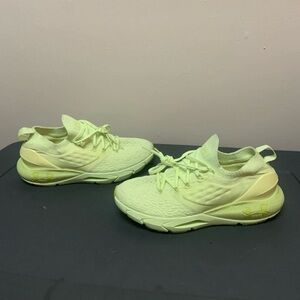 Size 11 Men’s  - Under Armour HOVR Phantom 2 Lime Fizz